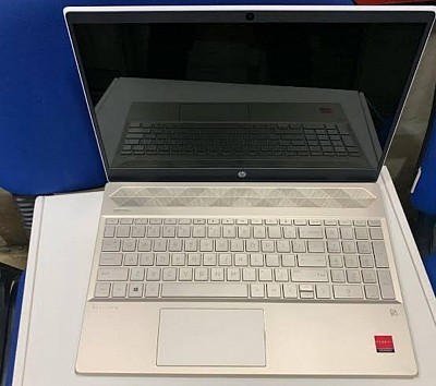 HP PAVILION 15