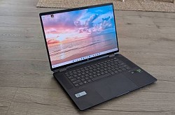 HP Spectre 16 x360 OLED