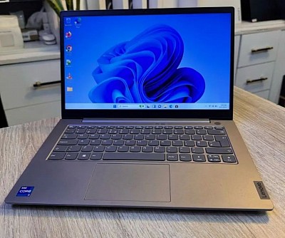 ThinkBook 14 Gen 7 (Intel)